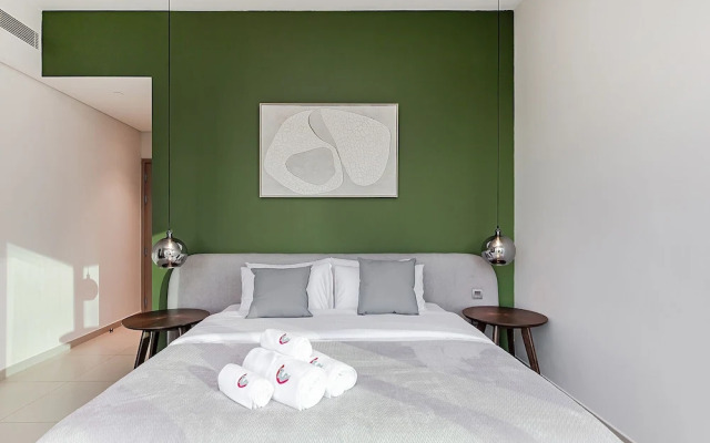 Luxury Burj Khalifa View 4BR