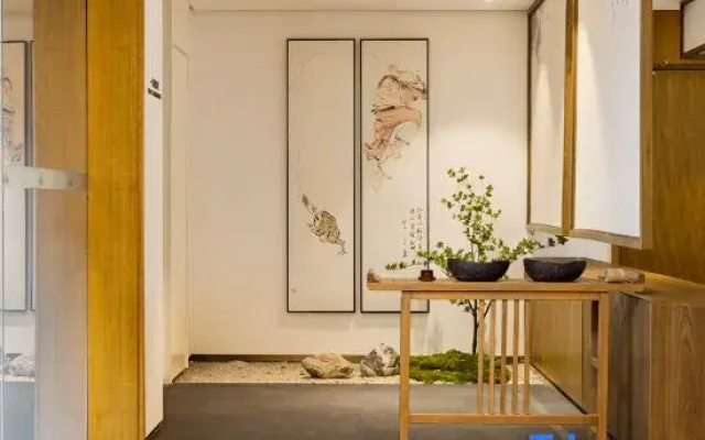 Floral Hotel·Luxury Yunben Hotel (Weihai Huancuilou Shop)