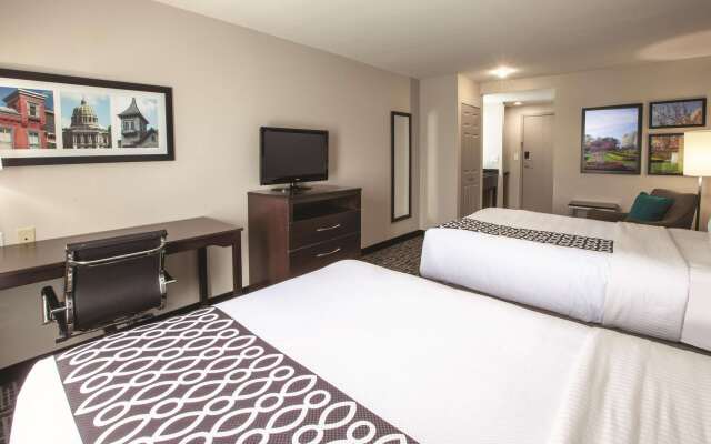 La Quinta Inn & Suites by Wyndham New Cumberland-Harrisburg