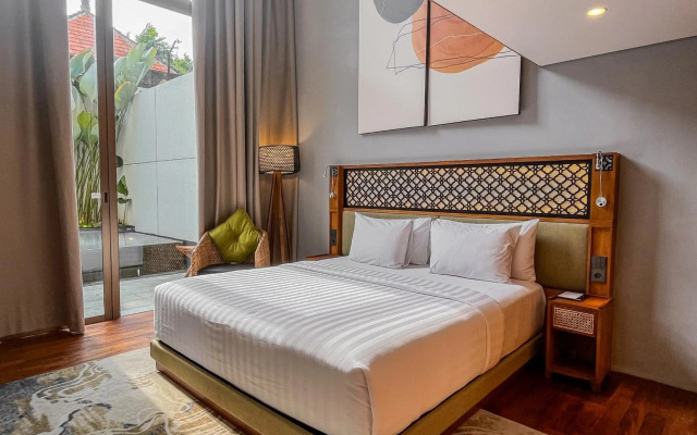 Kayumas Seminyak Resort