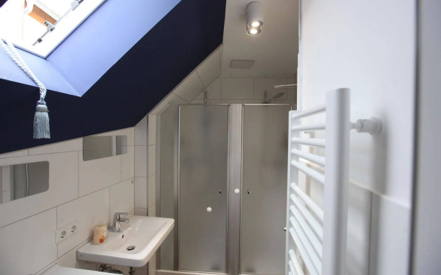 Old Kings Design Hostel