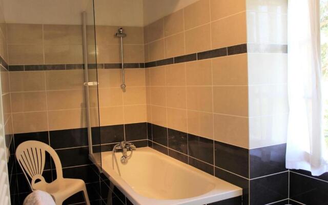 Gîte Saint-Avit-Sénieur, 4 pièces, 6 personnes - FR-1-616-104