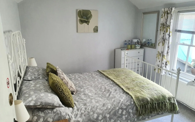Lyndale Guest House