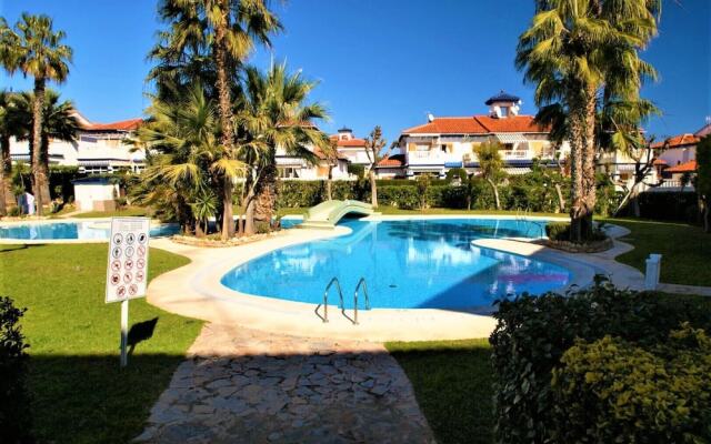 043 Holiday Bliss / AC - Wifi