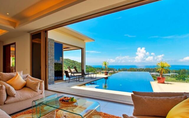 "hilltop Wow 4br Seaview Pool Villa at Naithon Beach"