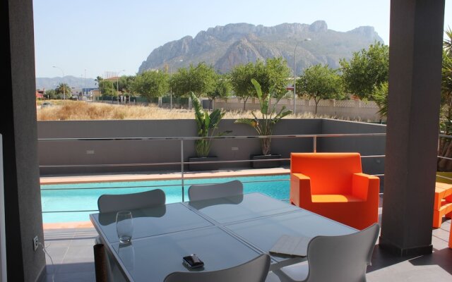 073 Villa Vergel