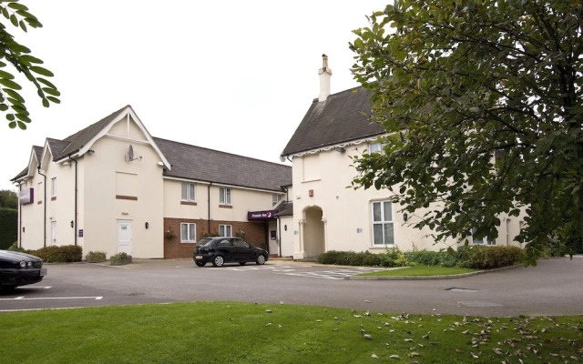 Premier Inn Taunton Ruishton - M5 J25
