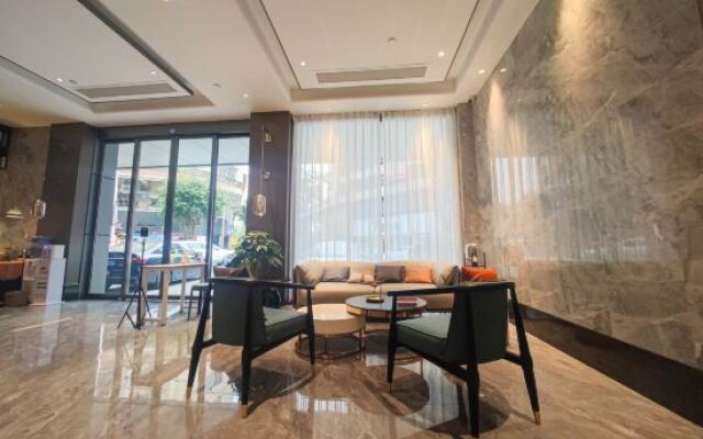 Fengkai Riverside Hotel