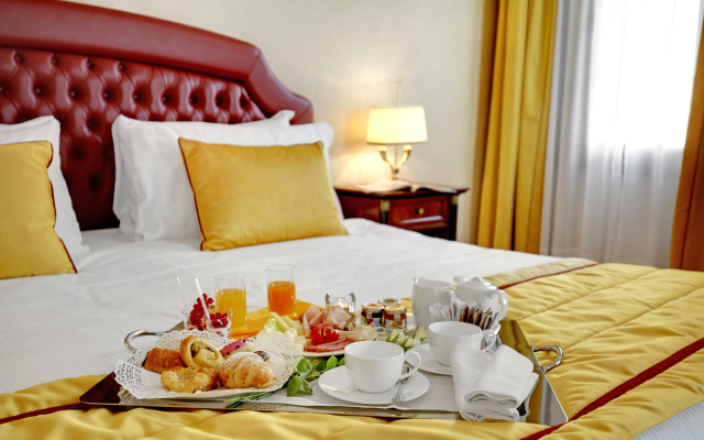 Hotel Dona Palace