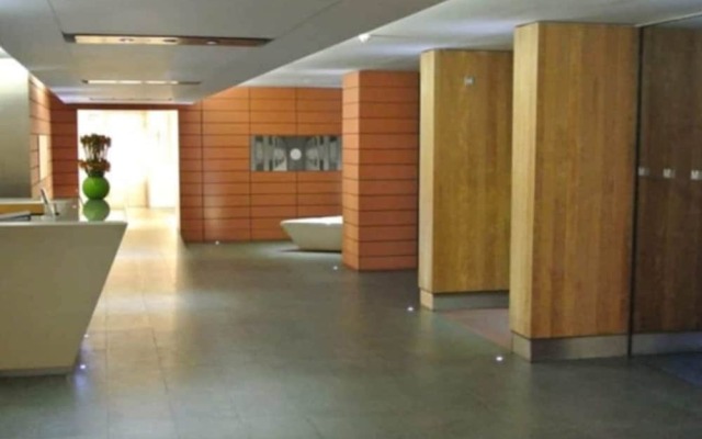 Modern 3 Bedroom Apartment in Paddington