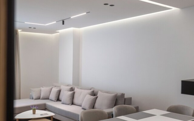 Golden Villa - Sea View Apartments