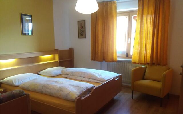 Garni Sunnwies
