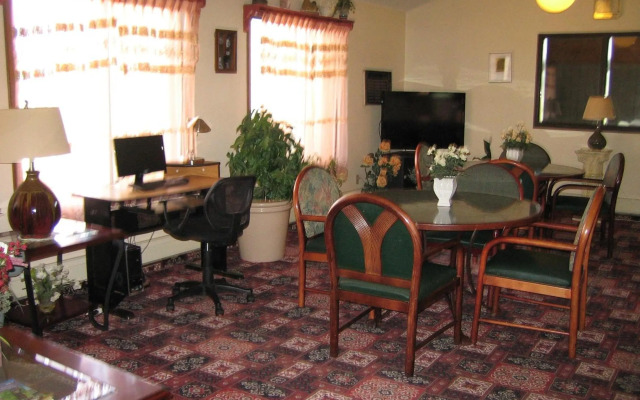 Knights Inn Litchfield