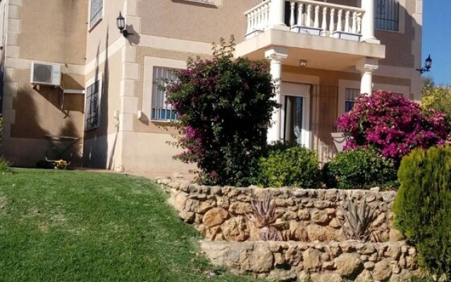House With 4 Bedrooms in Cordoba, With Wonderful City View, Private Po