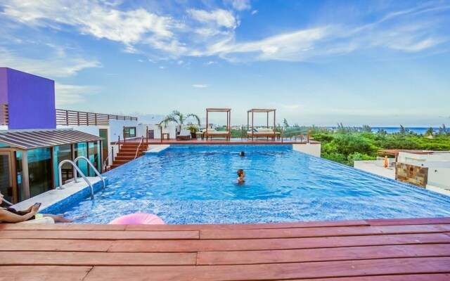 Las Brisas 402 1 Bedroom Condo by RedAwning