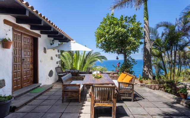 Home2Book Charming Nature Casa Aurora