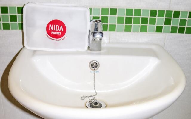 Nida Rooms Lubis 3 Medan Baru at Hotel Rumah Anaya