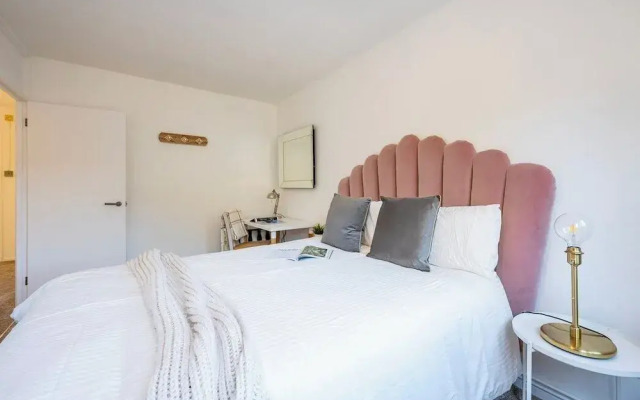 Beautiful 3bed house 7 min to Hyde Park