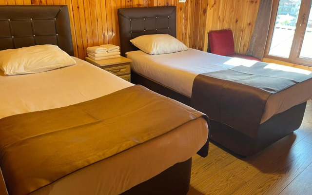 Ozkan Hotel