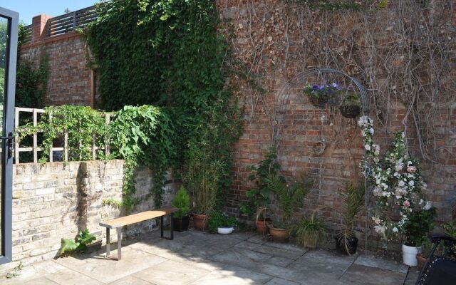 2 Bedroom Flat in Fulham