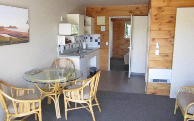 Pauanui Pines Motor Lodge