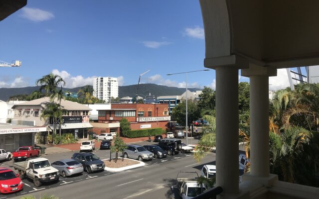 Villa Vaucluse Apartments of Cairns