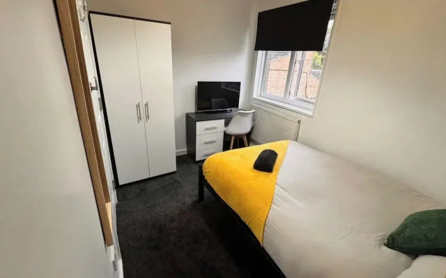 Spacious Sheffield Lodge