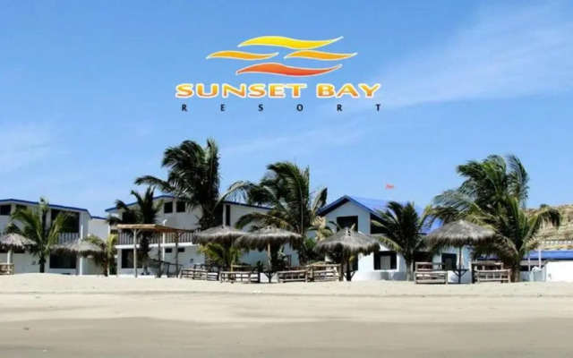 Sunset Bay Colan