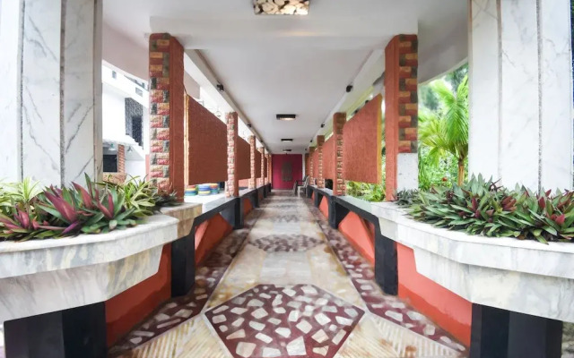 Oyo 60715 Iris Resort