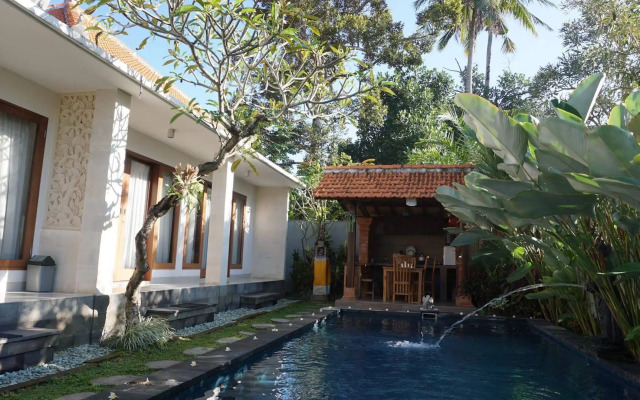 Kanda Villa