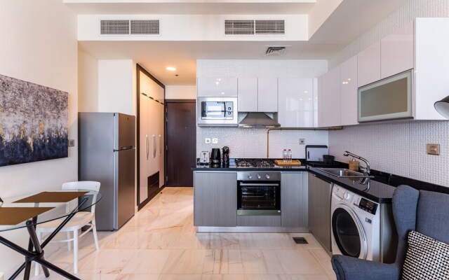 Bayz by Danube - Elegant Studio