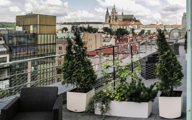 Wenceslas Square Terraces
