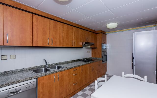 HomeHolidaysRentals Casa Moonlight – Costa Barcelona