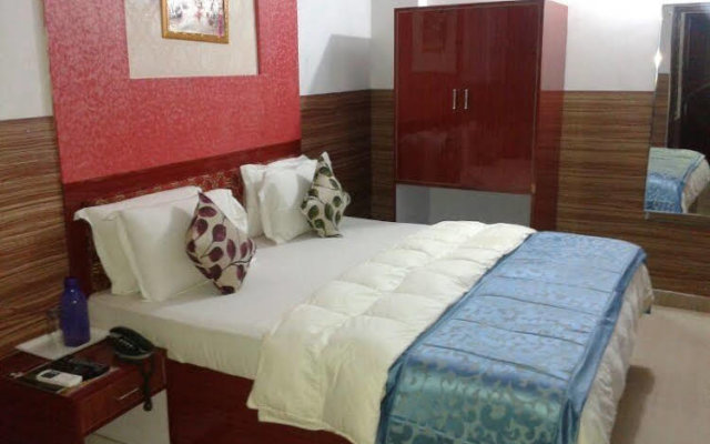 Aamrapaali Water Park by OYO Rooms