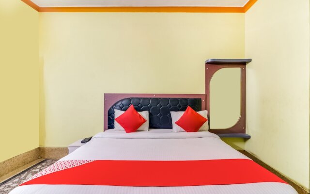OYO 5906 Hotel Skyfox
