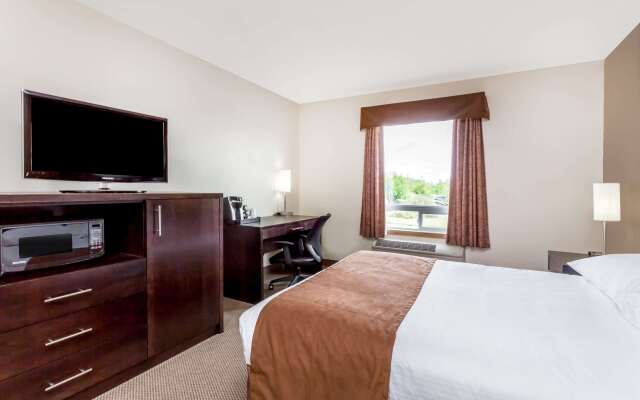 Super 8 by Wyndham Prince Albert