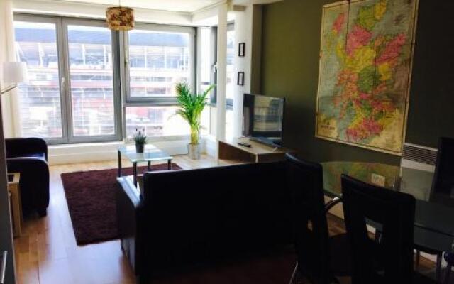Central Luxury Apartment