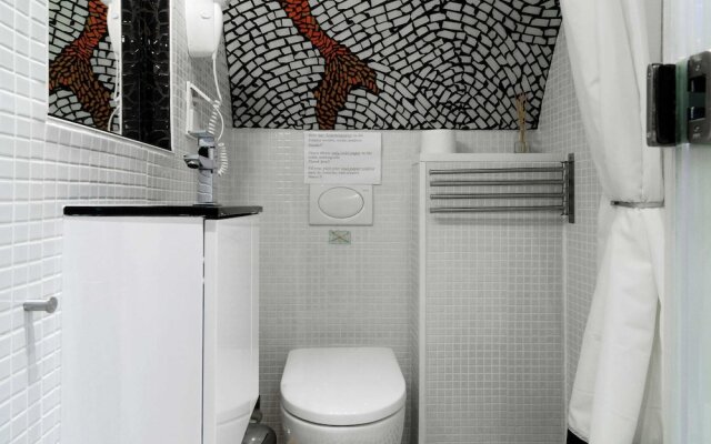 Contemporary Apartment in Kreuzberg, Berlin