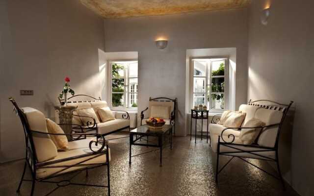 Antiq Palace Residences