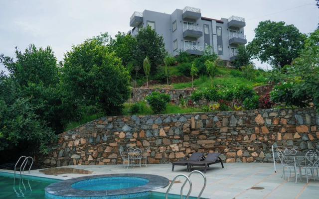 The Sky Imperial Pavoreal Jungle Resort