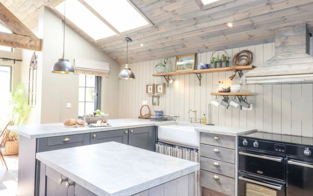 The Owl's Shack