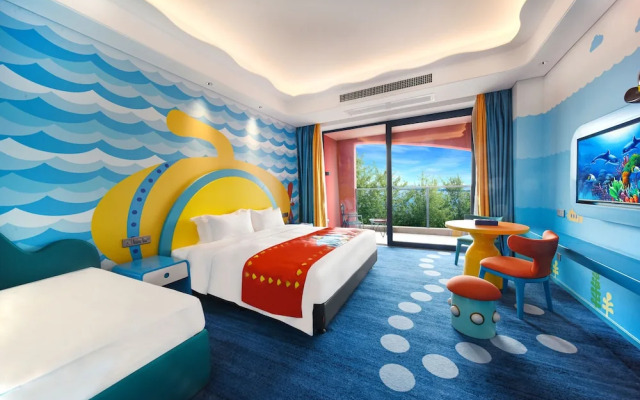 Dolphin Bay Hotel