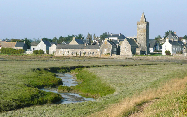 Semi-detached house, St. Sauveur-le-Vicomte