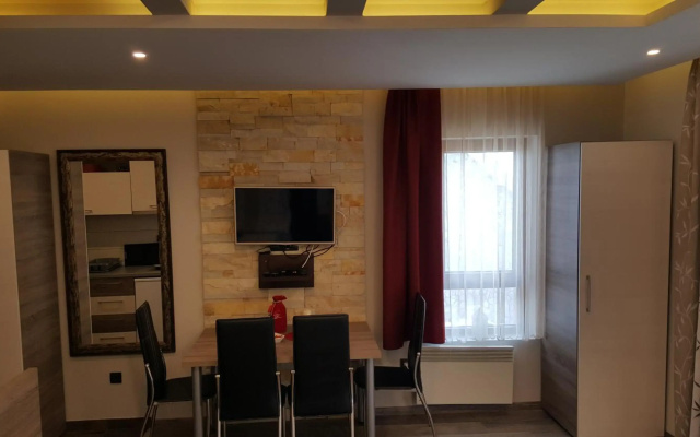 Apartman Mia Milmari F3