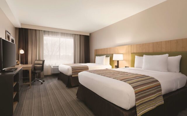 Country Inn & Suites by Radisson, Belleville, ON