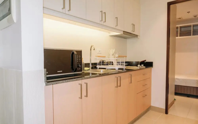 A Luxurious 1BR Apartment