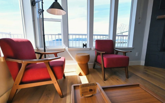 Spa at Cannery Pier Hotel