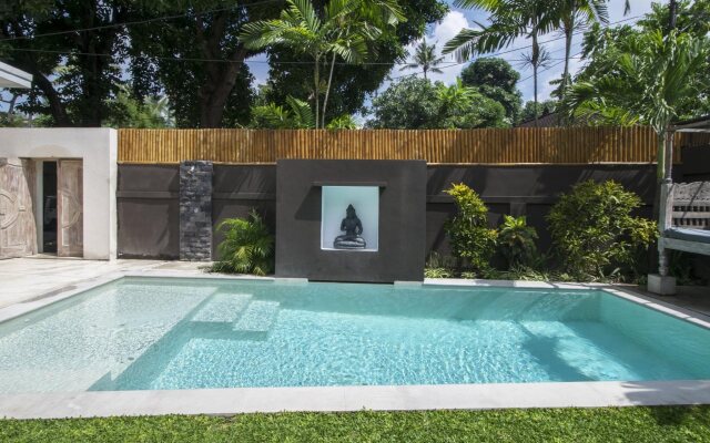 Villa Anggun 1