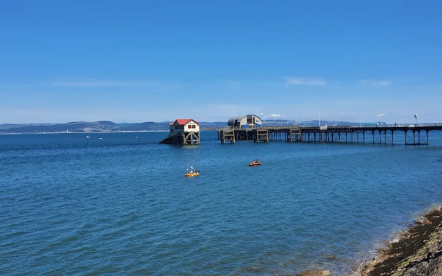 The Mumbles - Bungalow - 2 Bedrooms - Pet Friendly