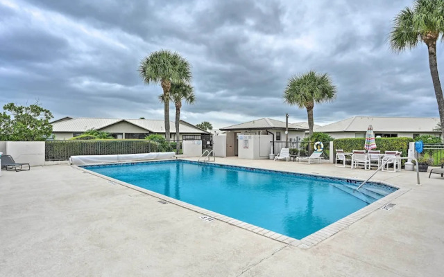 Grill, Lanai & Pool Access: Charming Sebring Villa